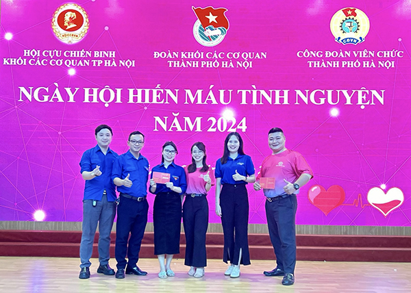 Chi đoàn Thanh niên Sở QHKT đã tham gia Ngày hội hiến máu tình nguyện năm 2024 do Đoàn Khối các cơ quan thành phố phối hợp với các Đoàn thể Khối tổ chức